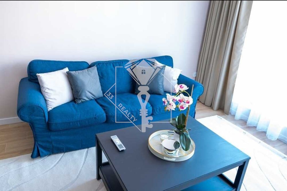 Продава се Тристаен апартамент в Пловдив, Христо Смирненски - 106 кв.м за 2038 €/кв.м - Снимка #1