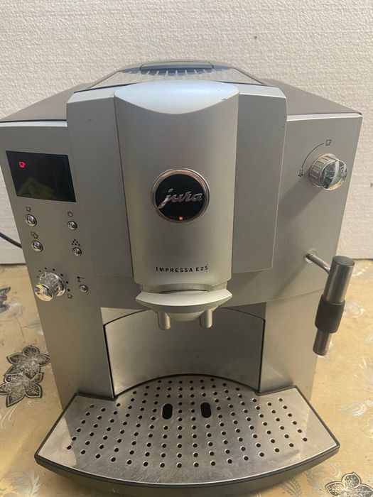 Espresor cafea Jura impressa E25