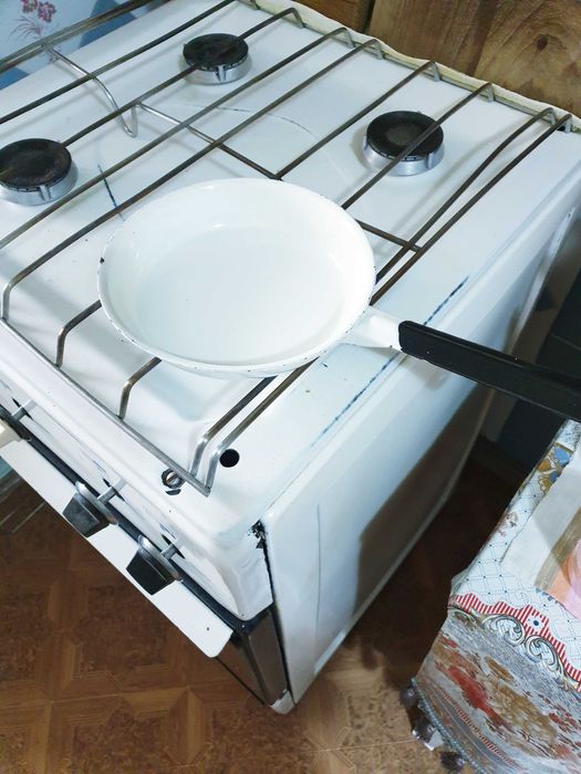 Продается посуда в отличном состоянии