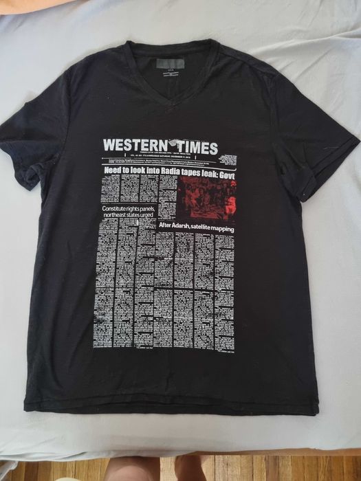 Vand tricou barbat, negru cu print newspaper, nou, M sau L mai slab