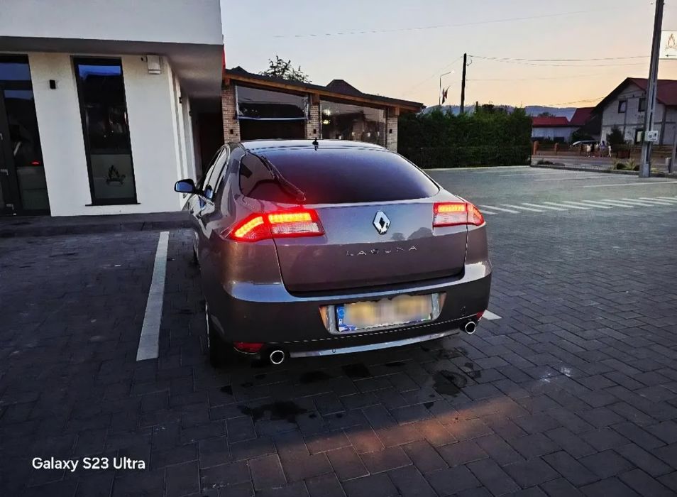 Renault Laguna 3 2012