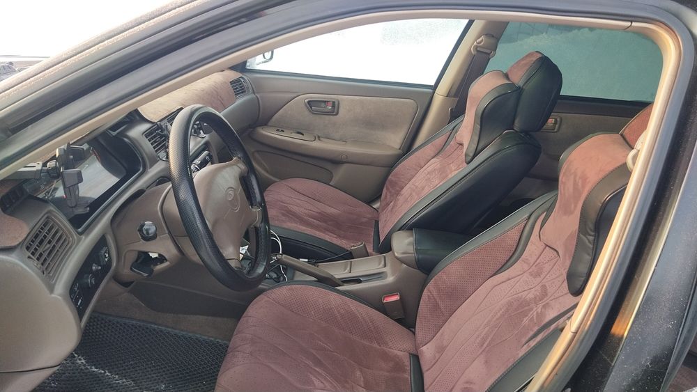 Продам тойота камри 25