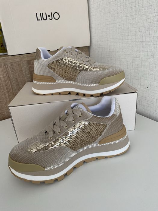 Сникърски Liu Jo AMAZING 23 с пайети