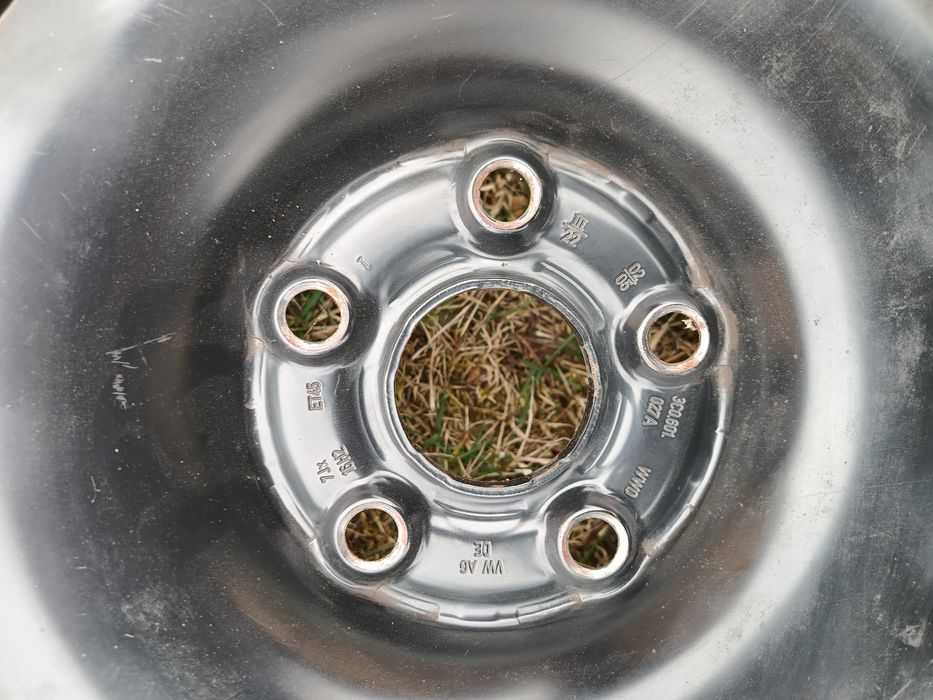 Set 4 jante tablă 15” VW + capace originale