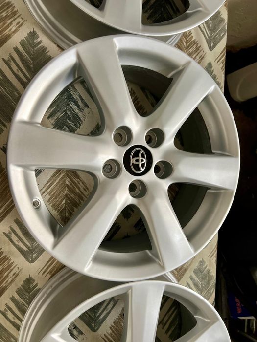 Jante r17 originale Toyota C-hr RAV4  Auris Corolla Camry Rav4 Prius 5x114,3 & senzori presiune roti originali Toyota