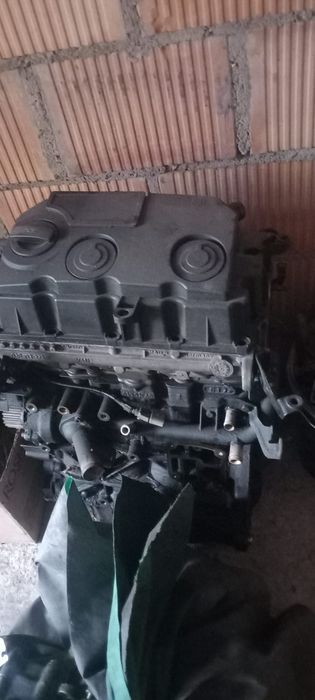 Vand motor skoda cod motor BMM plus un  set de jante  R16 255