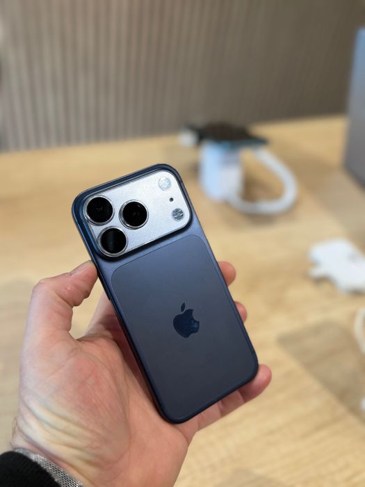 **ATSGSM.RO**iPhone 17 PRO 256Gb Deep blue/Baterie100%/Fact+Gar 12 luni