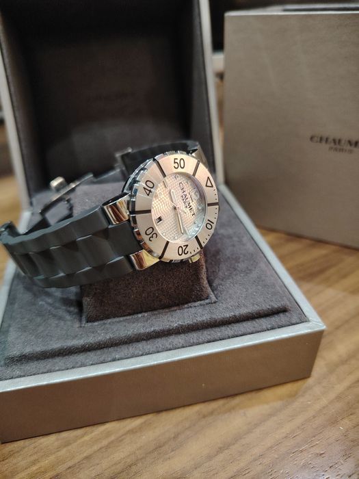 Часы "Chaumet" оригинал