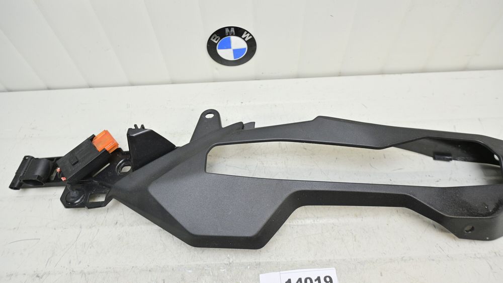 Plastic Trim Codita Spate Stanga BMW S1000XR K69 2020 - 2025