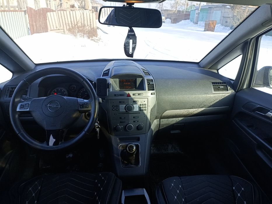 Продам Опель Зафира Б