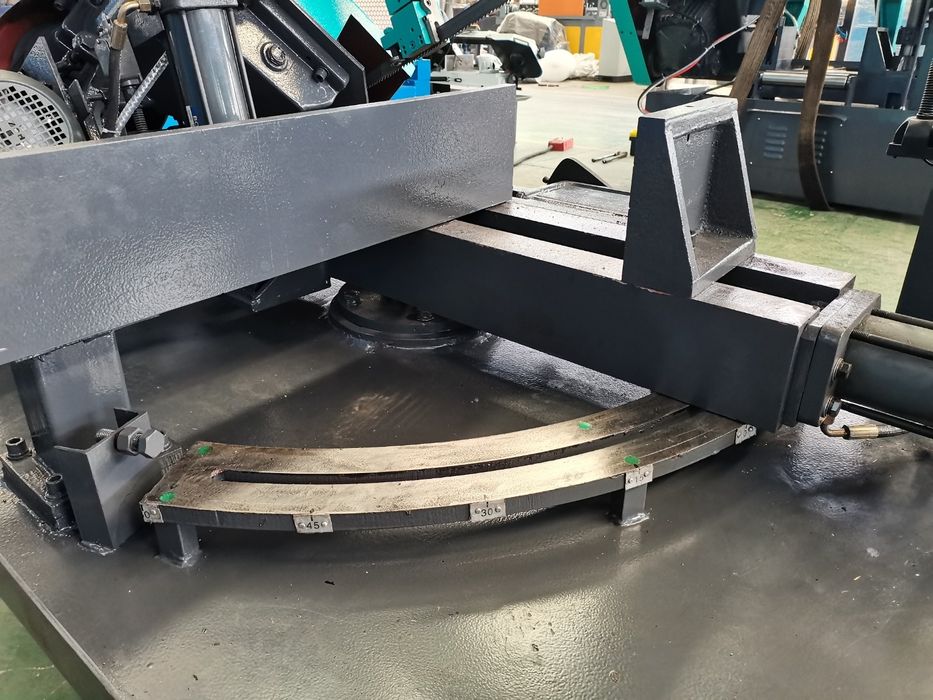 Fierastrau cu banda UDF GB4028X