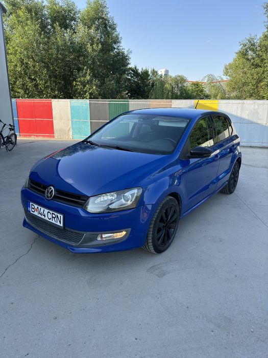 VOLKSWAGEN Polo 2010