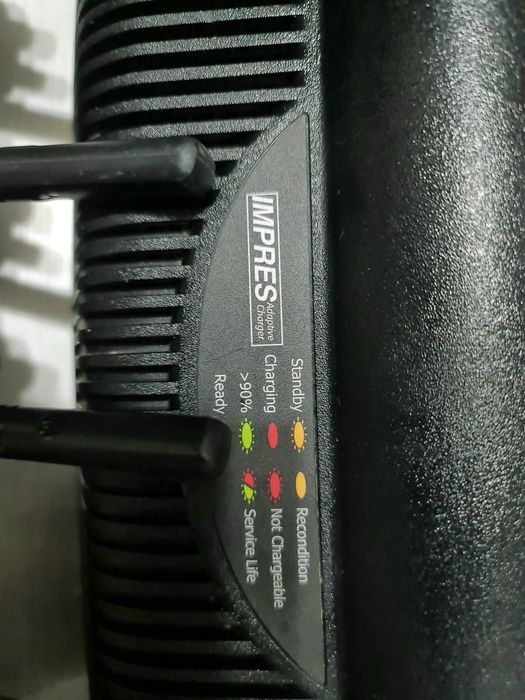 Statii MOTOROLA DP4400 Digitale.uhf.