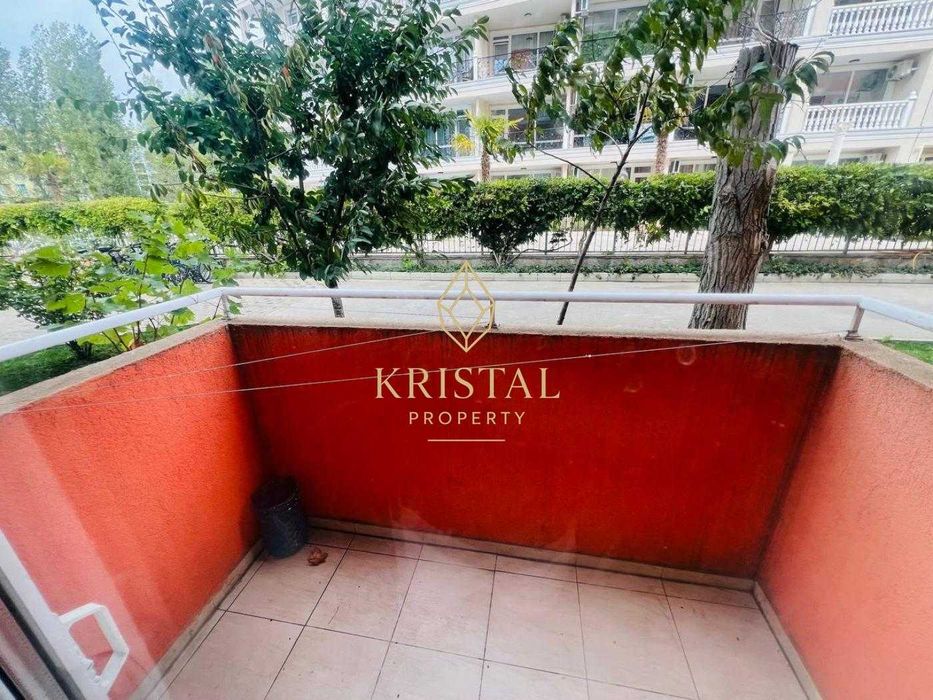 Продава се Двустаен апартамент в к.к. Слънчев бряг - 40 кв.м за 867 €/кв.м - Снимка #8