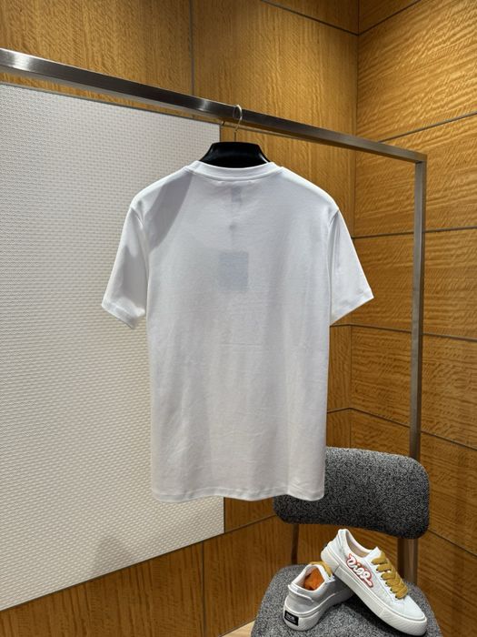 Tricou Louis Vuitton Calitate Premium