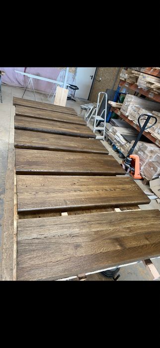 Trepte din lemn masiv de stejar