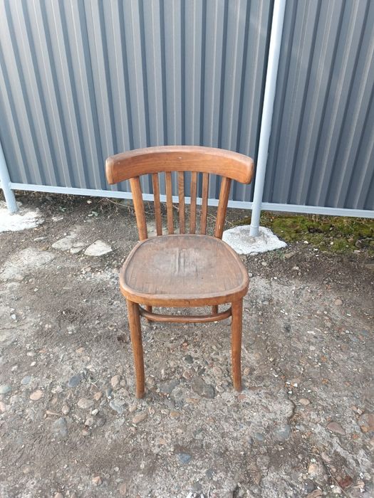 Продам венские стулья