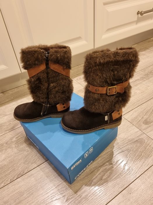 Ghete cu blaniță din piele întoarsă