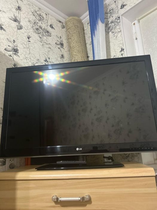Продается телевизор LG