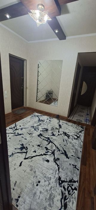 3 xonali uy ijara beriladi faqat oilaga beridi