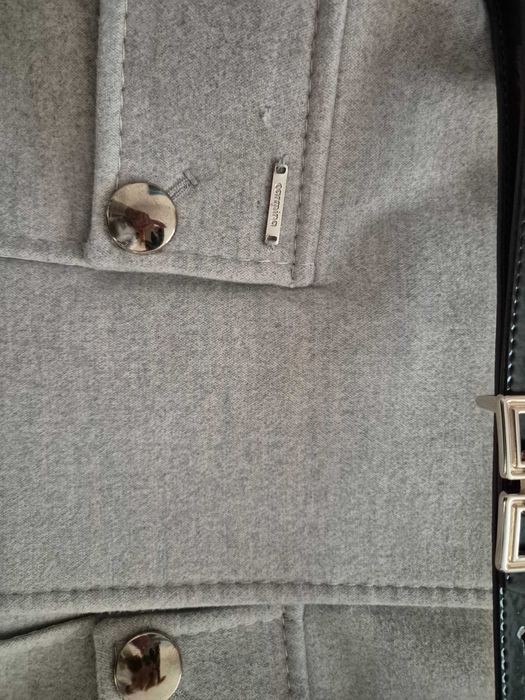 Ново дамско палто на Carmina