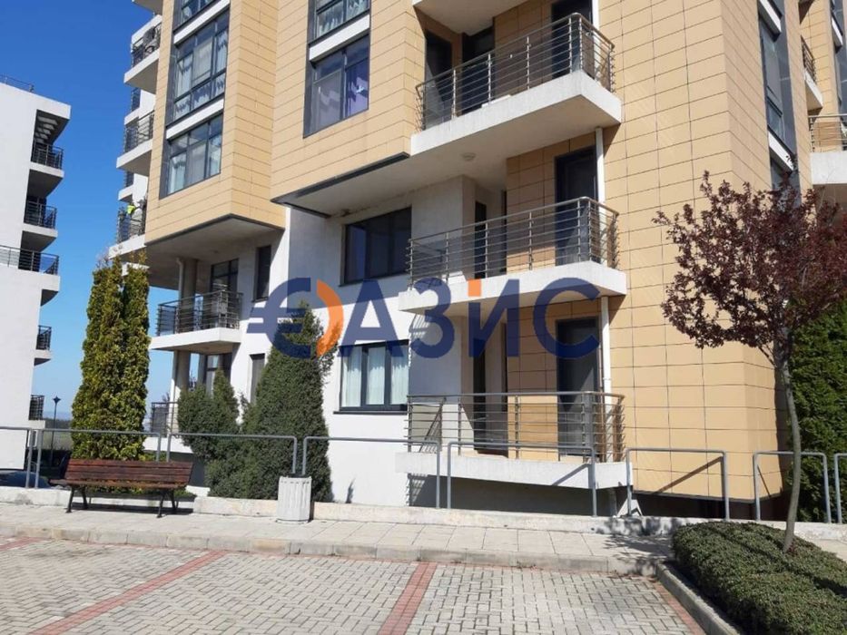 Апартамент с 2 спални в затворен комплекс „Съни Хил“, Меден рудник,