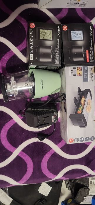 Se vinde tot ce este în poze