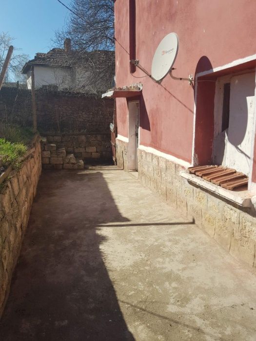 Продава се Къща в с. Три кладенци, Област Враца - 100 кв.м за 153 €/кв.м - Снимка #3