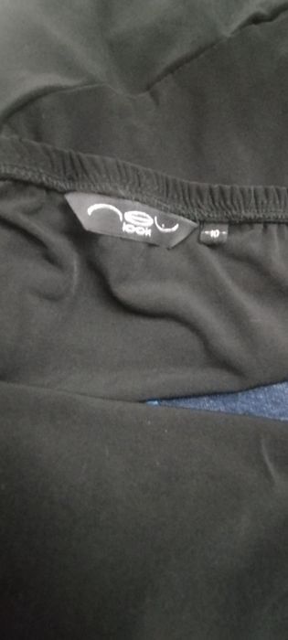 Salopeta din lycra ,pantalon larg,colier metal,mas M