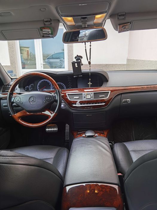 Продава Мерцедес S 550 Фейслифт