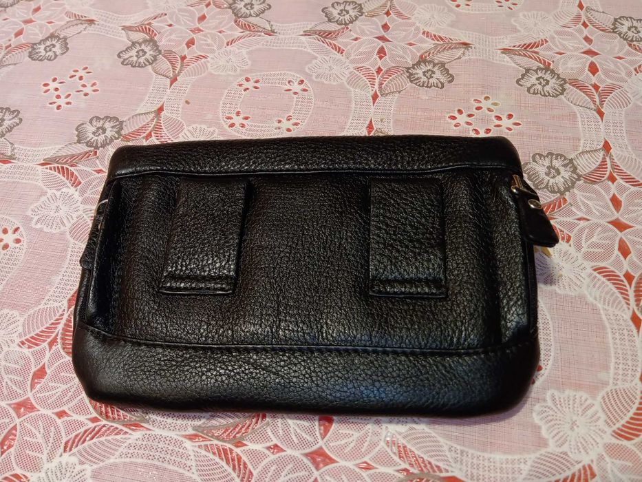 Черна Мъжка Чанта Естествена Кожа за Колан на АРТ93