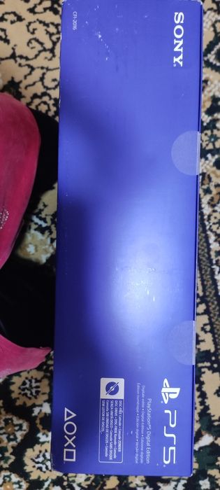 Игровой приставкв Плайстейшен