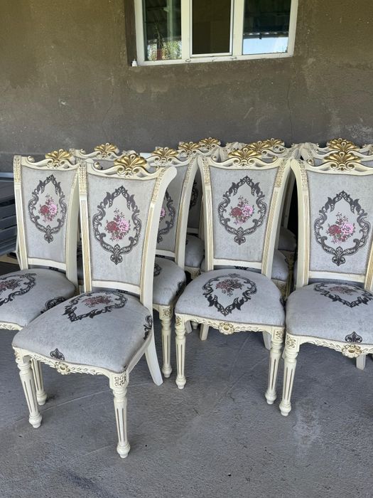 Стулья для гостиной