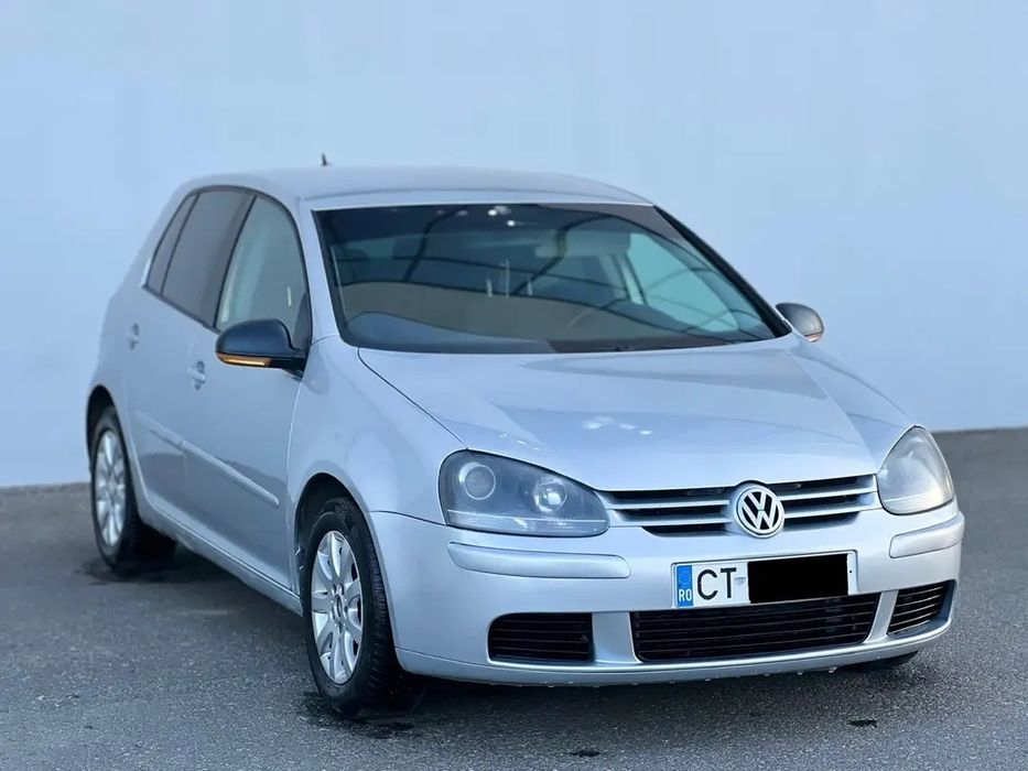 Vând Volkswagen Golf 5, an fabricație 2006, motor 1.9 TDI diesel