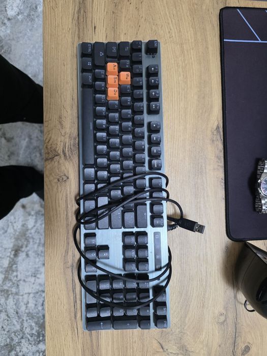 Игровая клавиатура Bloody B760 FULL LIGHT STRIKE