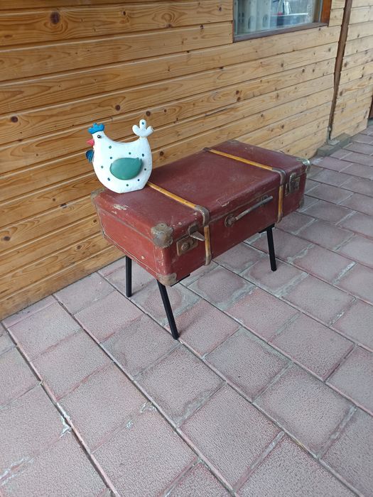 Valiza -  măsuță  și ladita depozitare