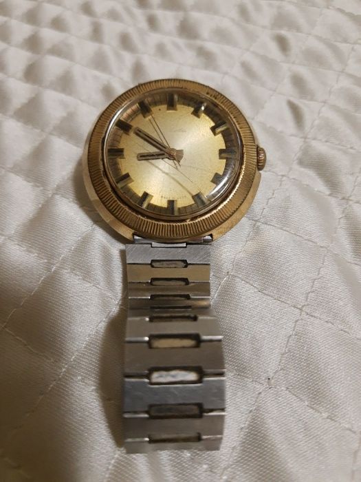 Часовник Ракета отличен,99лв,Крайна цена