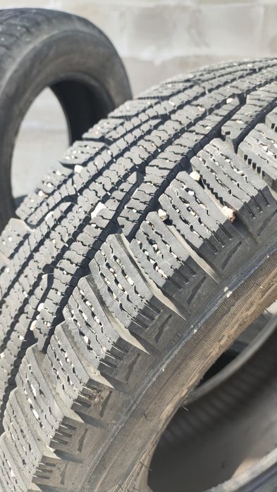 Комплект қыстық дөңгелектер сатам