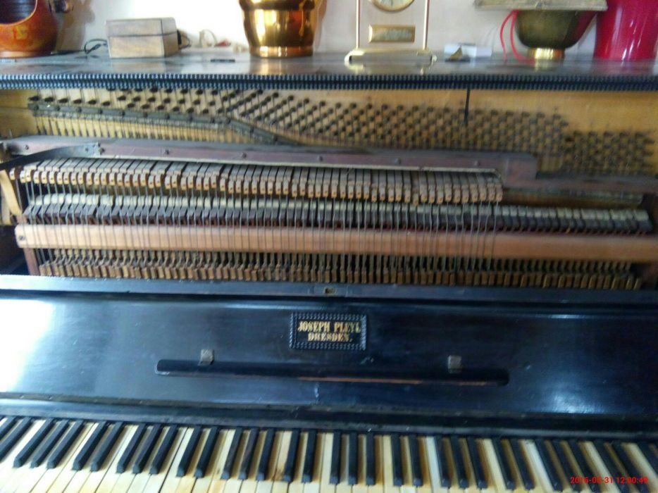 Pianina Joseph Pleiyl Dresden anul1800