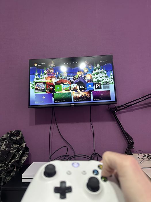 Xbox one s с джойстик