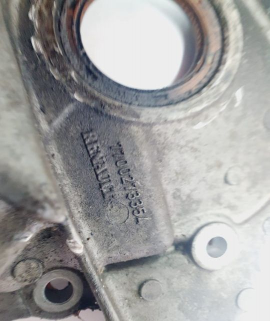 Capac vibrochen arbore cotit  palier 1.6 benzina k7m 7700273354 Renault Megane 3  [din 2008 pana  2