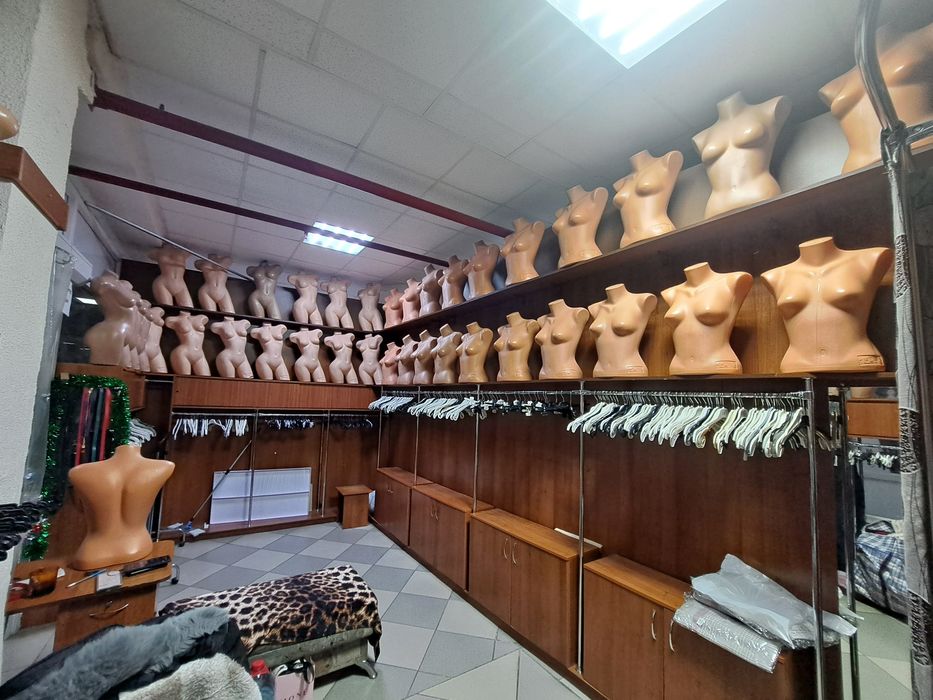 Продам маникены,вешалки,оборудование
