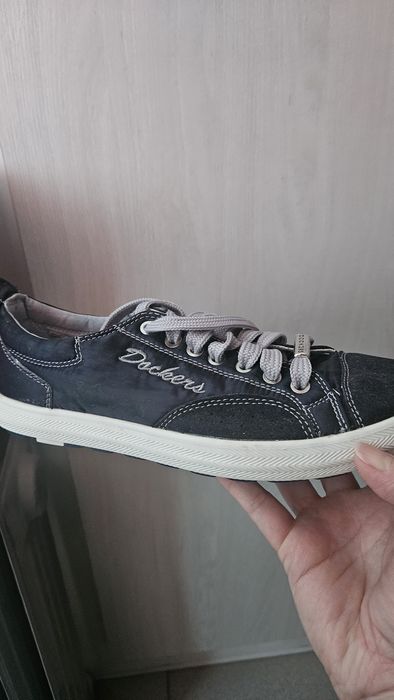 Продам кеды женские