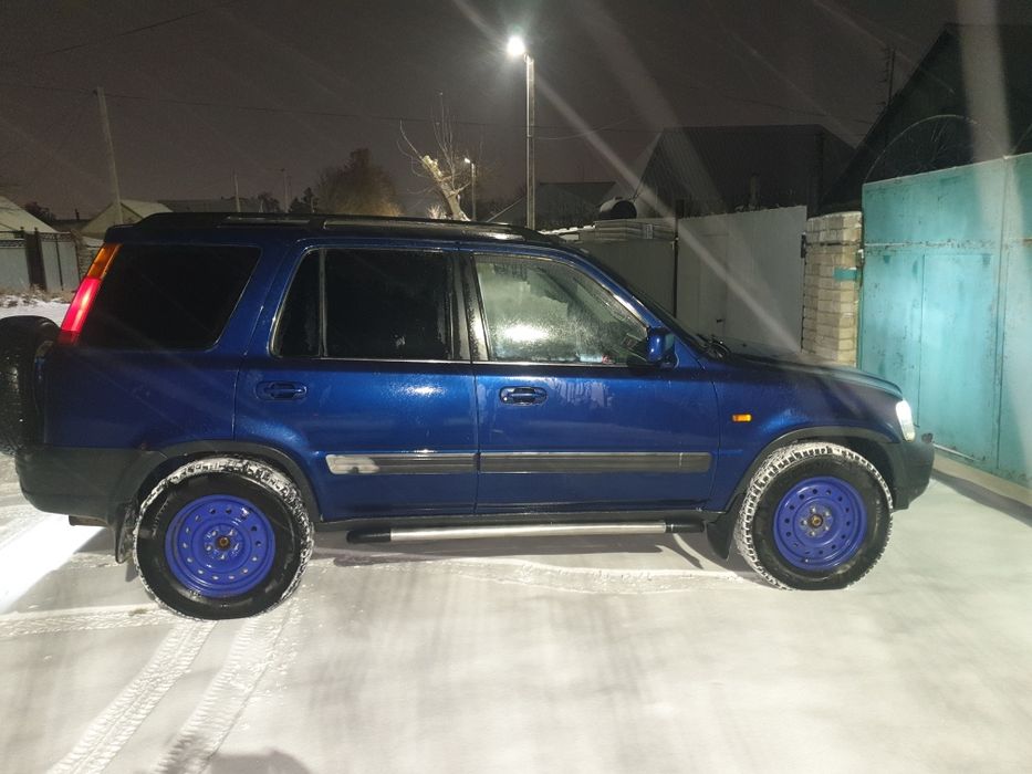 Продаю  машину HONDA CRV 97 ГОД