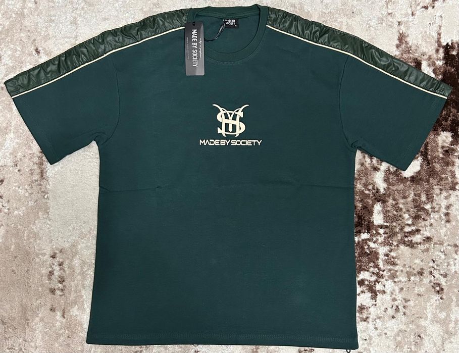 Vând compleu nou de bărbați Made by Society