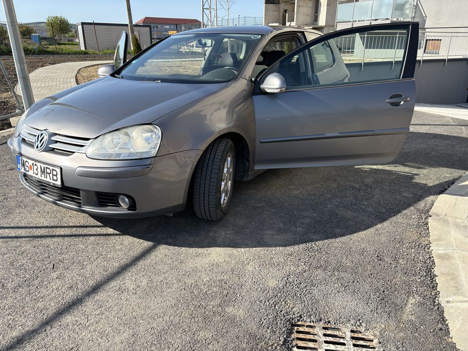 Vand Golf 5 1.4 Benzina + GPL