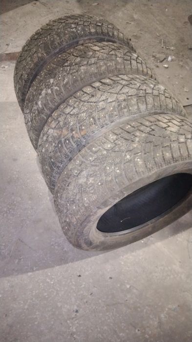 Продам комплект шин
