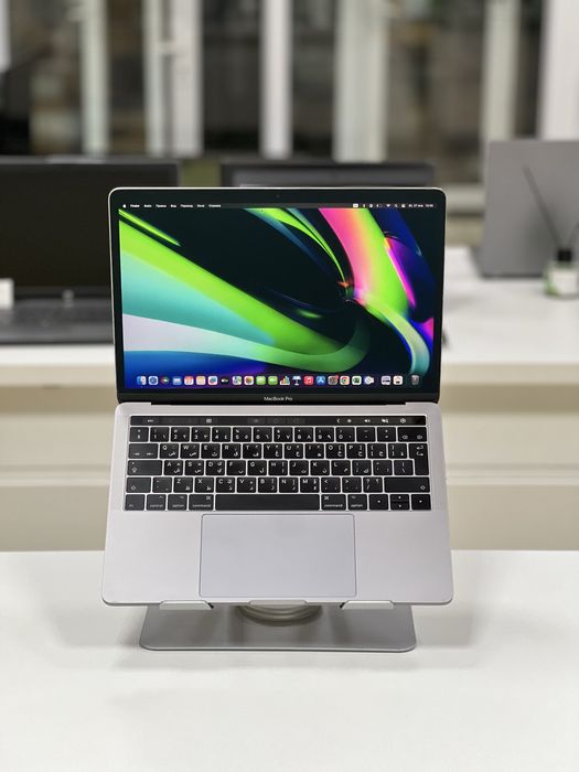 Macbook Pro | АКБ 100% | 8Gb | 256Gb