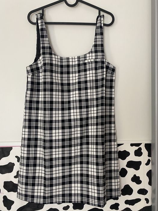 Bershka-рокля и гащеризон