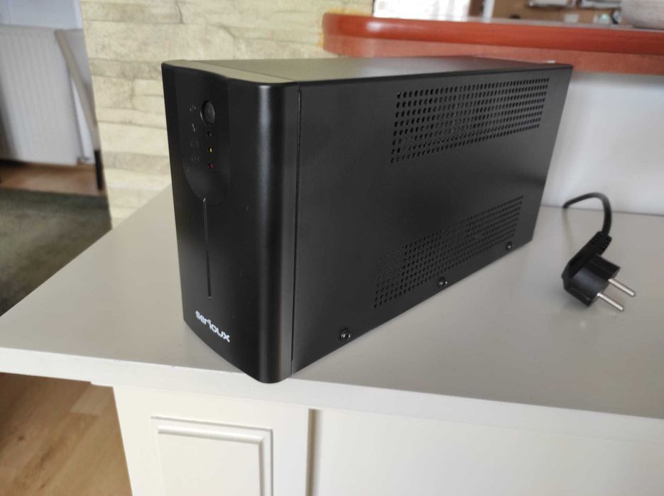 UPC SERIOUX Line Interactive 800LI